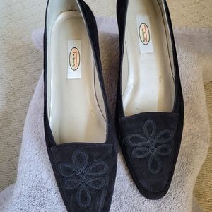 Talbot's suede.lafies flats